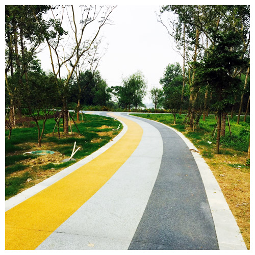 云南广陵公园彩色透水地坪